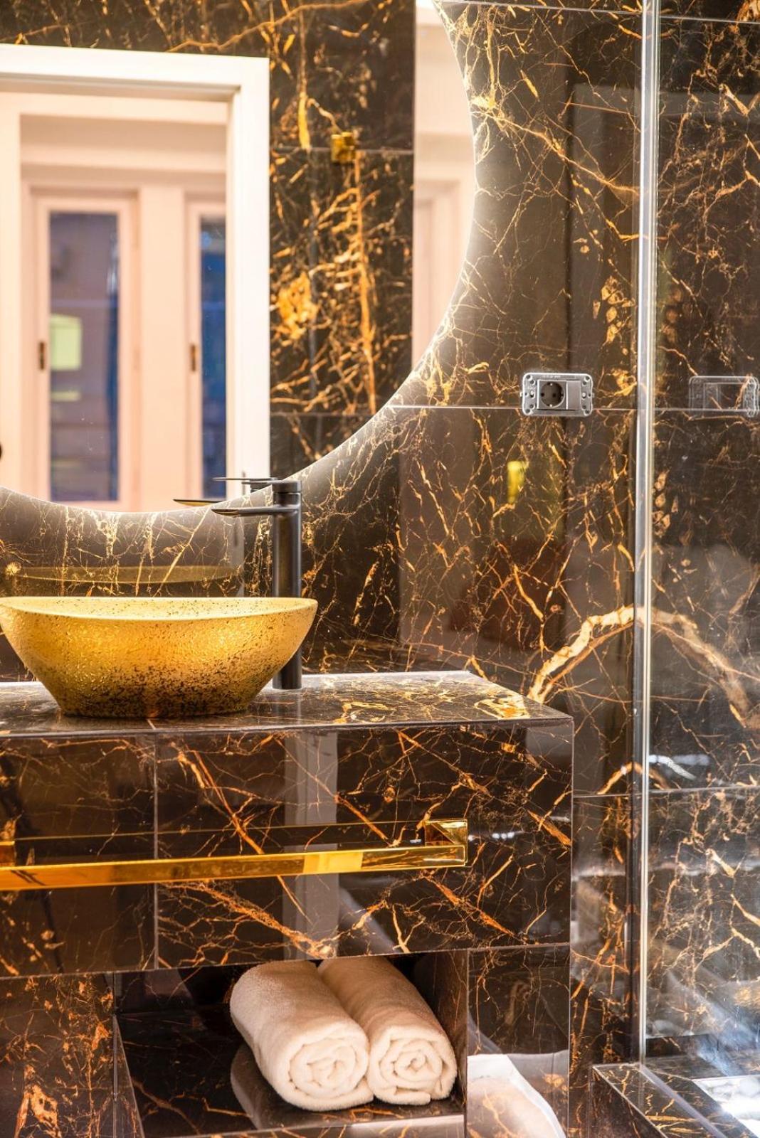 Апартаменты Vip Jacuzzi Luxury Будапешт Экстерьер фото