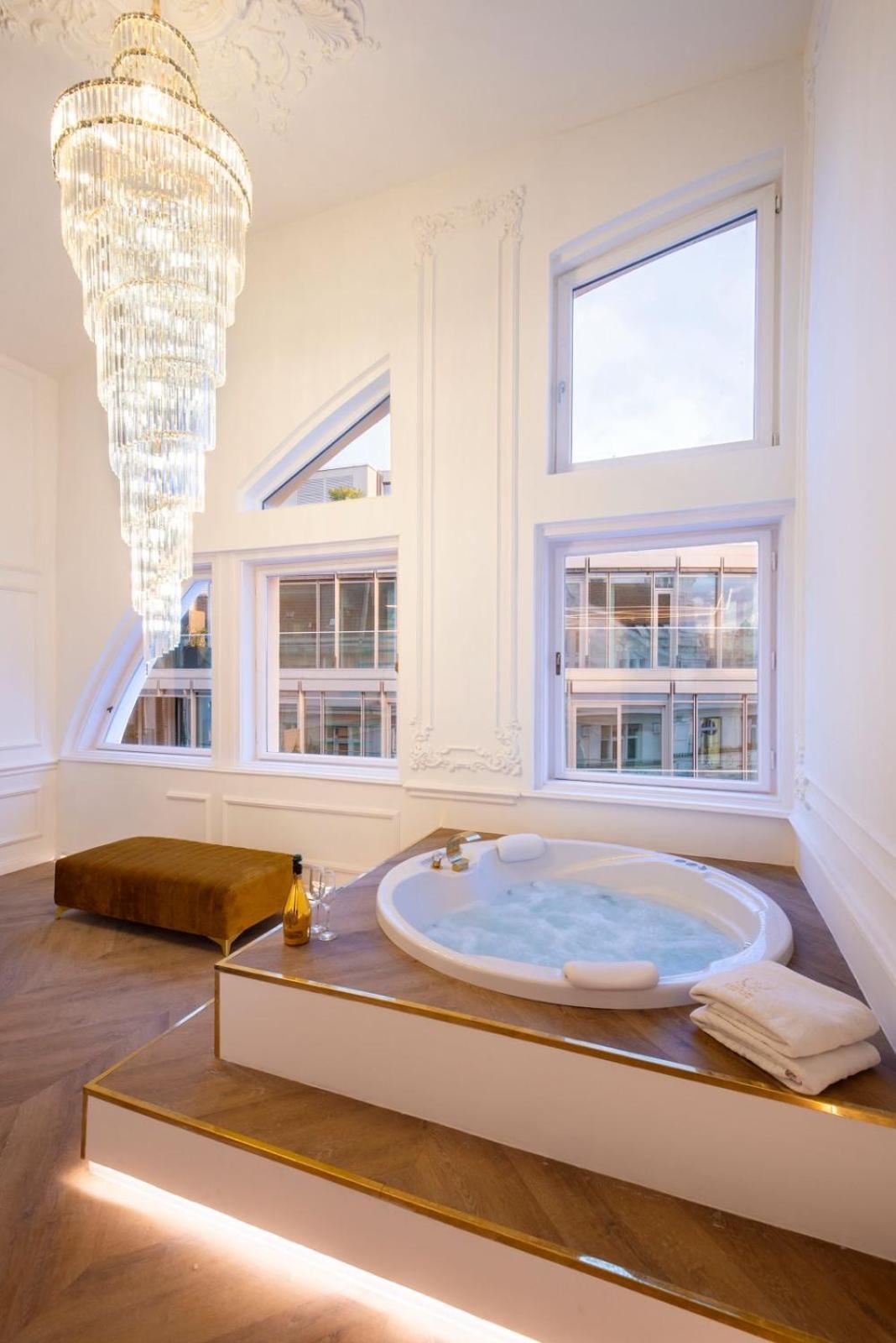 Апартаменты Vip Jacuzzi Luxury Будапешт Экстерьер фото